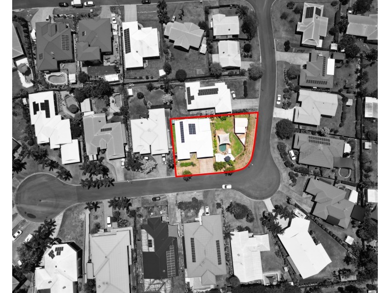 6 Barcoo Close, Bentley Park QLD 4869