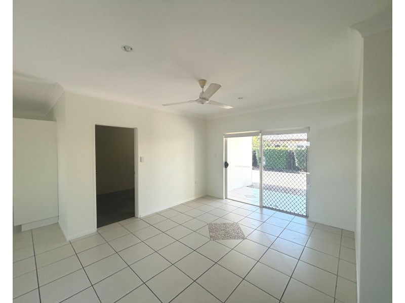 3/50 English Street, Manunda QLD 4870