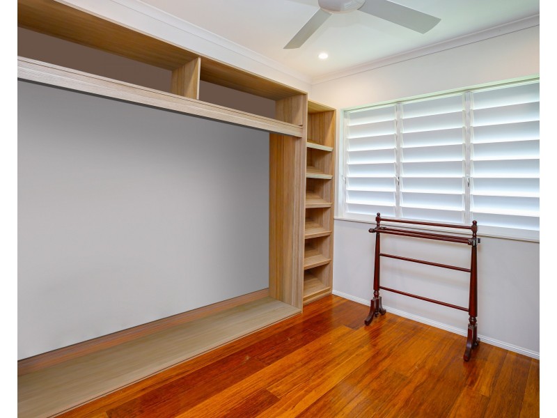 13 Impey Street, Caravonica QLD 4878