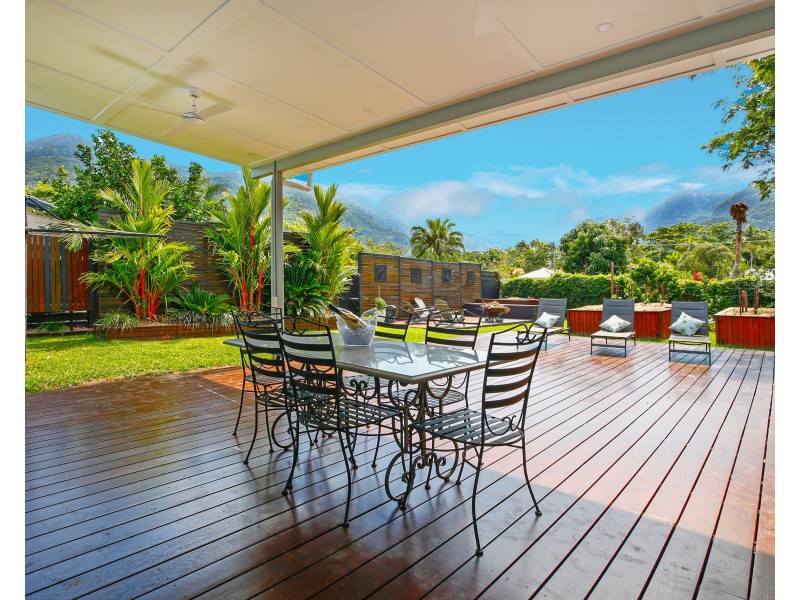 13 Impey Street, Caravonica QLD 4878