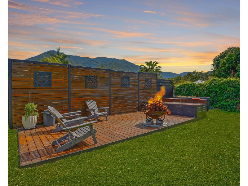 13 Impey Street, Caravonica QLD 4878