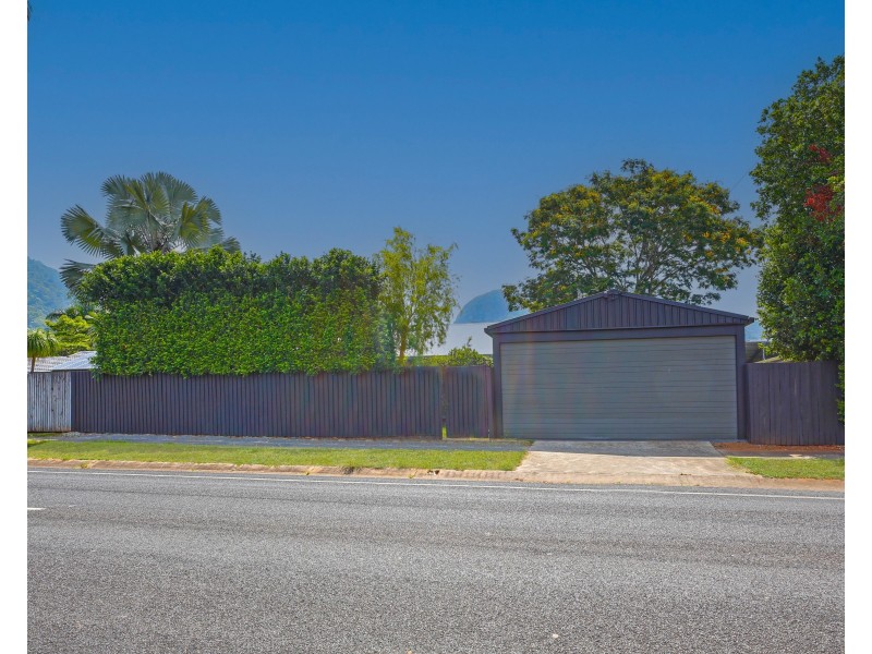 13 Impey Street, Caravonica QLD 4878