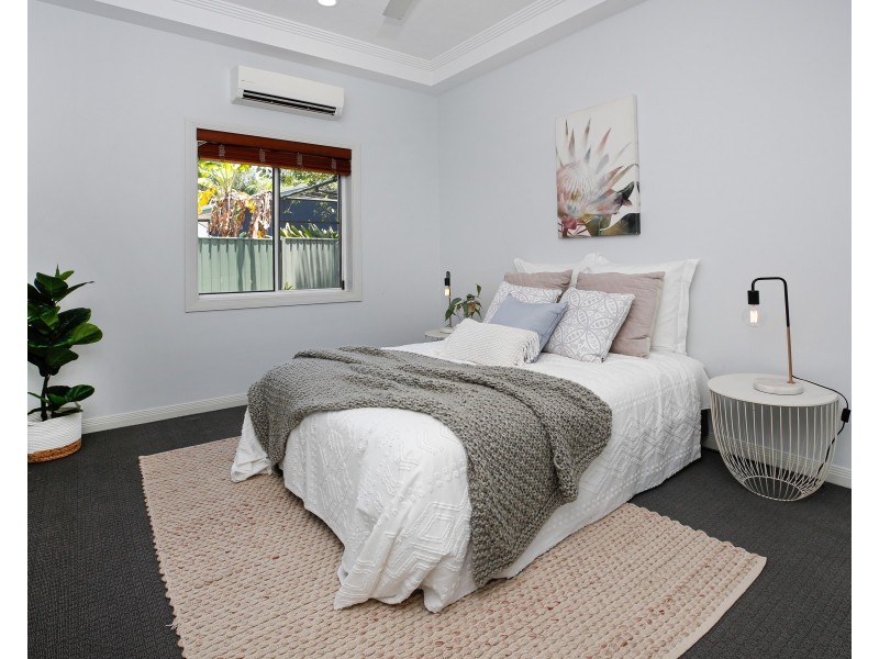 5 Pellowe Street, Clifton Beach QLD 4879