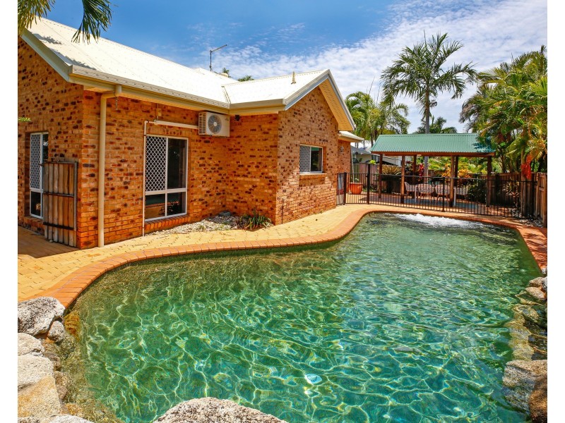 5 Pellowe Street, Clifton Beach QLD 4879