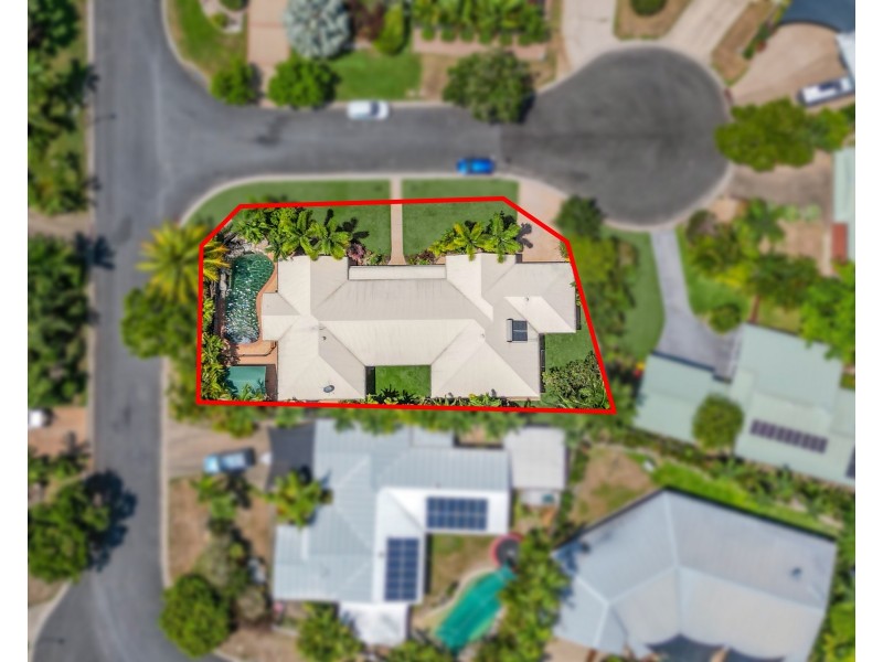 5 Pellowe Street, Clifton Beach QLD 4879