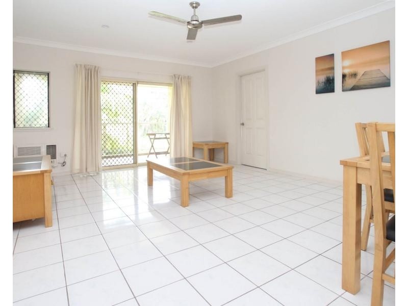 10/201-203 Mcleod Street, Cairns North QLD 4870