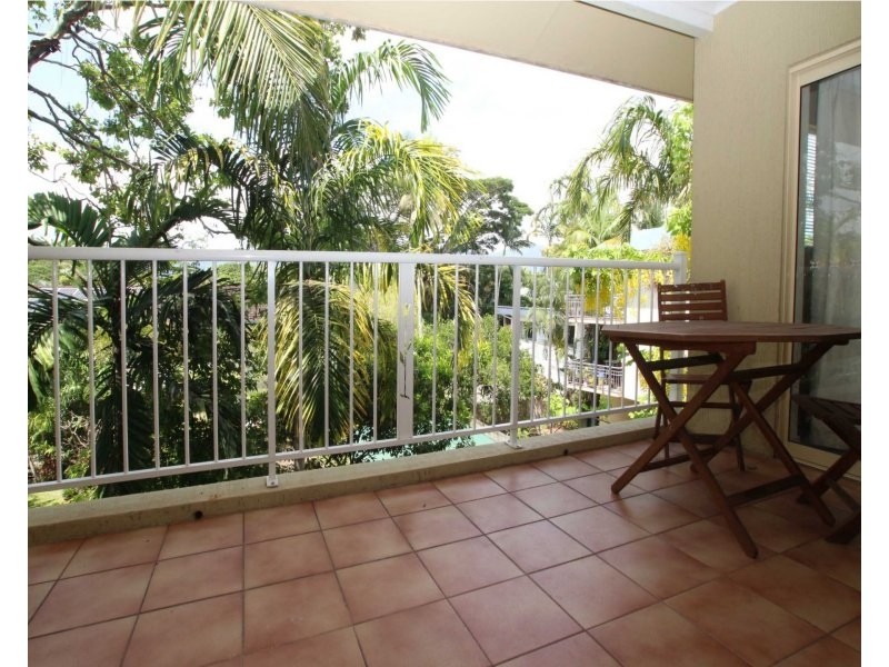 10/201-203 Mcleod Street, Cairns North QLD 4870