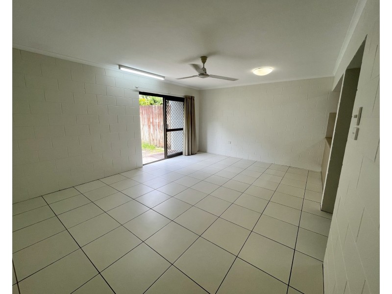 17/64 Pease Street, Manoora QLD 4870