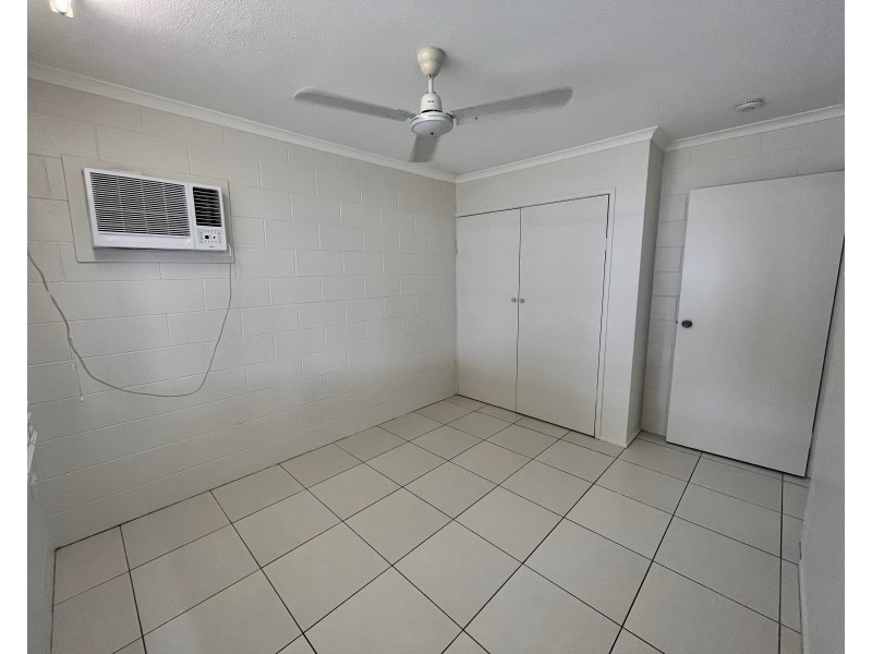 17/64 Pease Street, Manoora QLD 4870