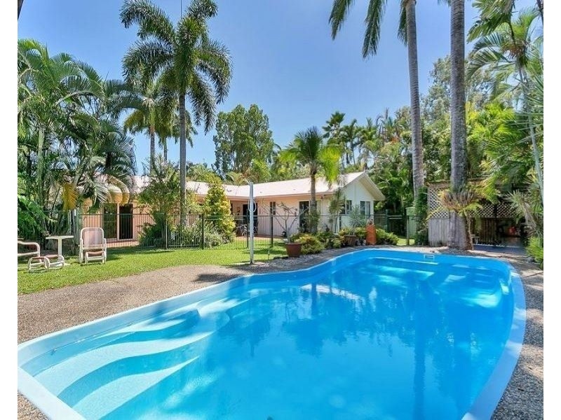 16 Eddy Street, Clifton Beach QLD 4879