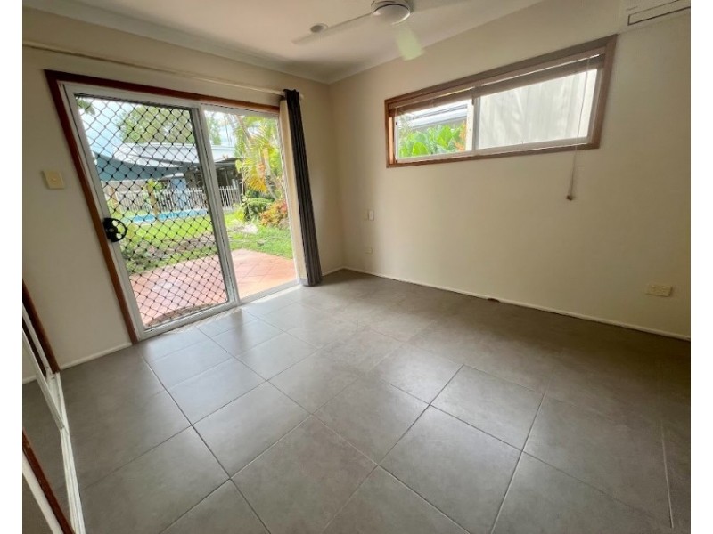 16 Eddy Street, Clifton Beach QLD 4879