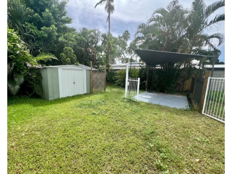 16 Eddy Street, Clifton Beach QLD 4879