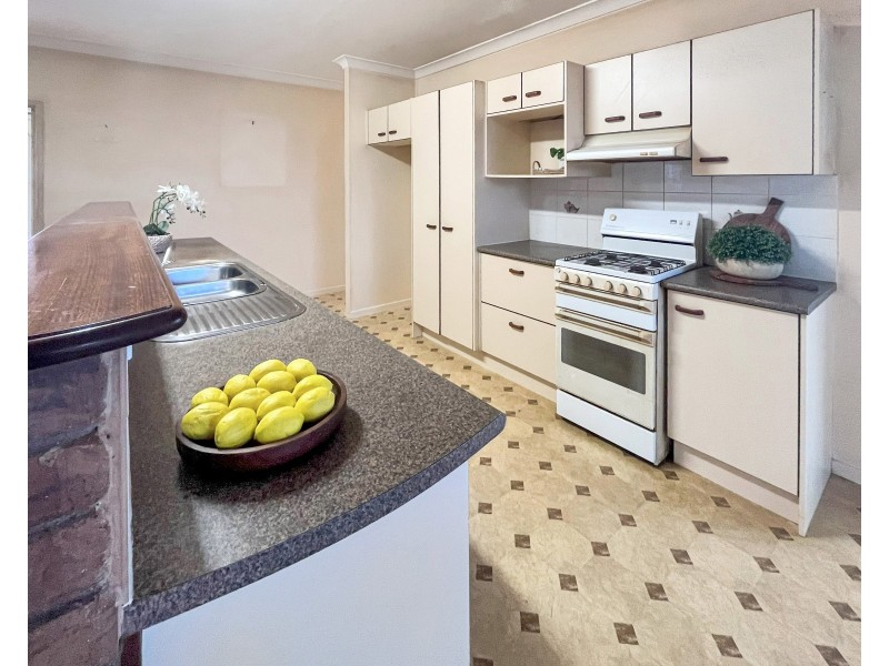 4 Castaways Close, Kewarra Beach QLD 4879