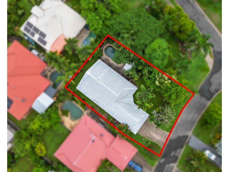 4 Castaways Close, Kewarra Beach QLD 4879