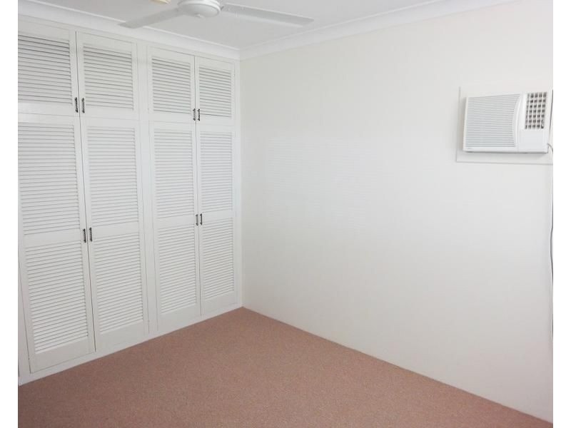 4 Vista Street, Bayview Heights QLD 4868