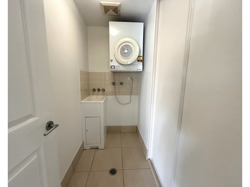 2/14 Macilwraith Street, Manoora QLD 4870