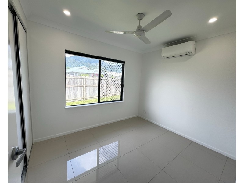 6 Moorinya Circuit, Mount Peter QLD 4869