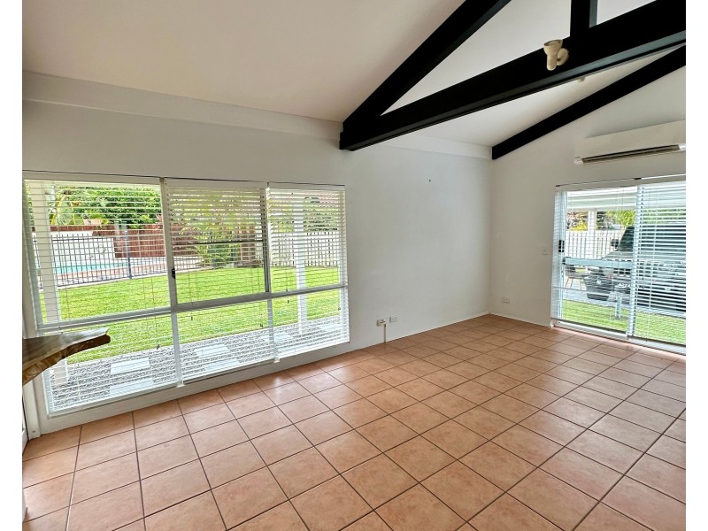 35 Hibiscus Court, Kewarra Beach QLD 4879