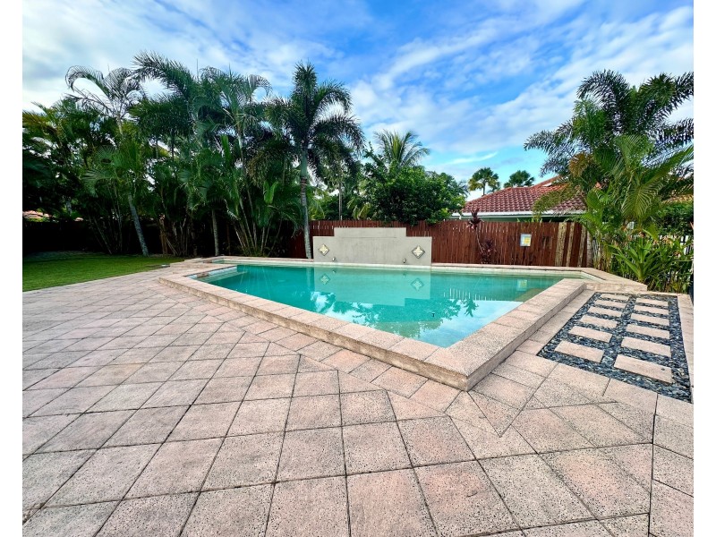 35 Hibiscus Court, Kewarra Beach QLD 4879