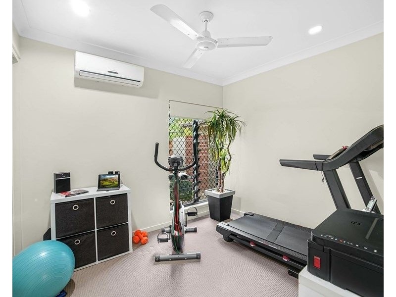 1/4 Michelia Street, Palm Cove QLD 4879