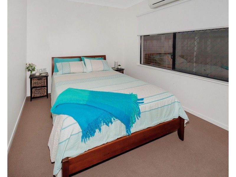 12 Singleton Close, Smithfield QLD 4878