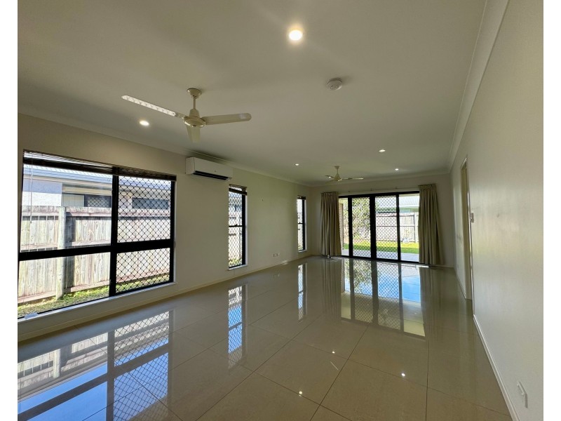 12 Marrabah Avenue, Smithfield QLD 4878