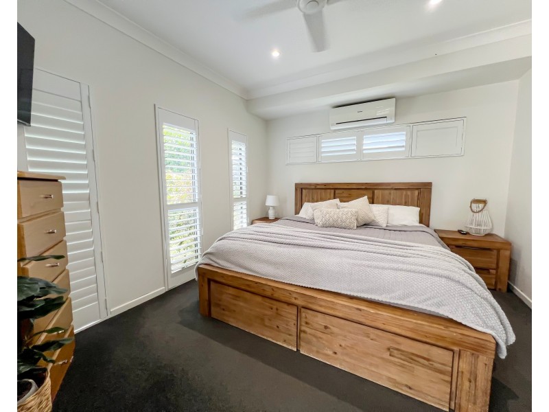 38 Seaways Street, Trinity Beach QLD 4879