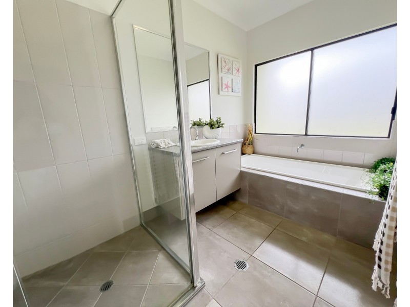 38 Seaways Street, Trinity Beach QLD 4879