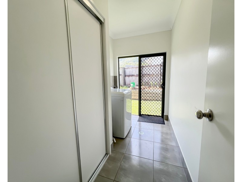 38 Seaways Street, Trinity Beach QLD 4879
