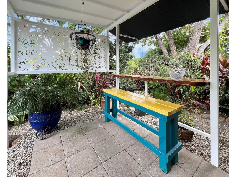 5 Boroko Close, Trinity Beach QLD 4879