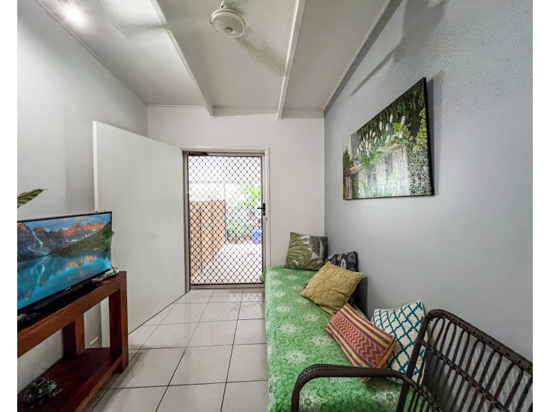 5 Boroko Close, Trinity Beach QLD 4879