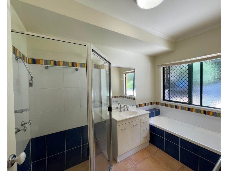 18 Escape Close, Clifton Beach QLD 4879