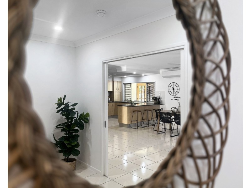 9 Orton Avenue, Kewarra Beach QLD 4879
