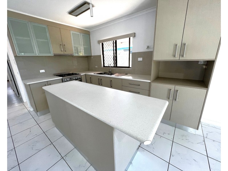 19 Cumberland Avenue, Smithfield QLD 4878