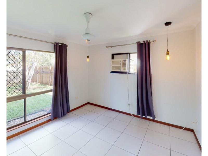 19 Cumberland Avenue, Smithfield QLD 4878