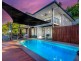 8 Seascape Close, Palm Cove QLD 4879