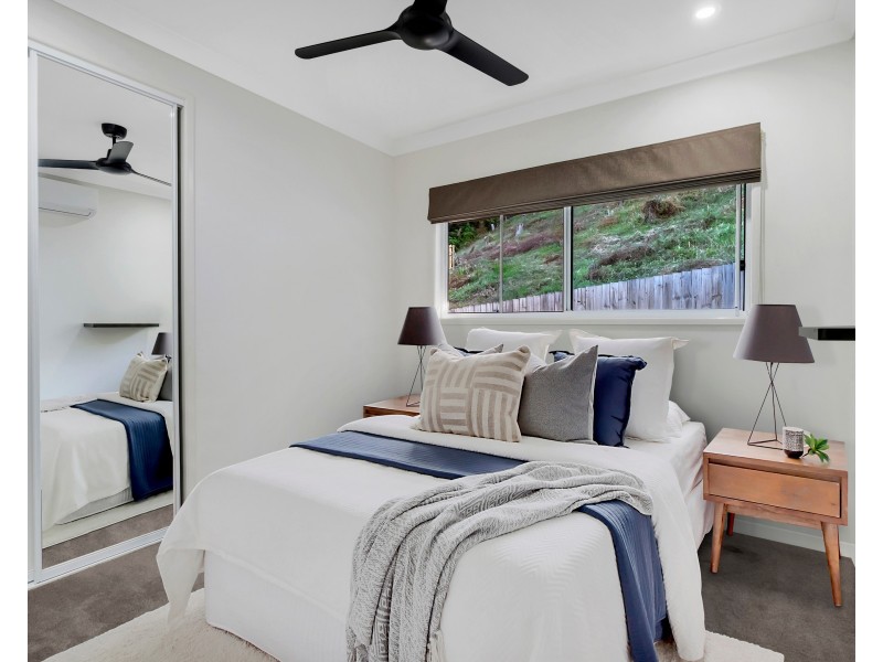 8 Seascape Close, Palm Cove QLD 4879