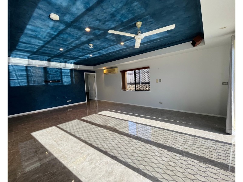 127 McFarlane Drive, Kanimbla QLD 4870