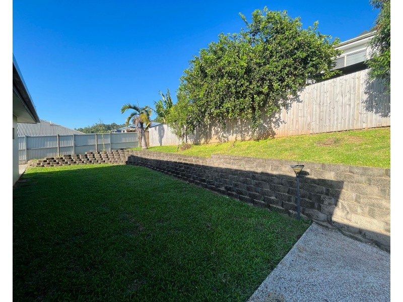 127 McFarlane Drive, Kanimbla QLD 4870