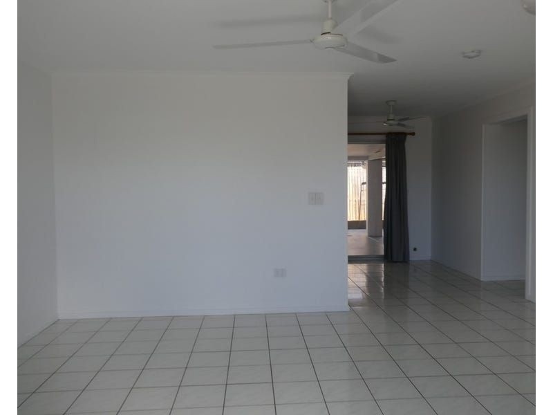 47b Toogood Road, Woree QLD 4868