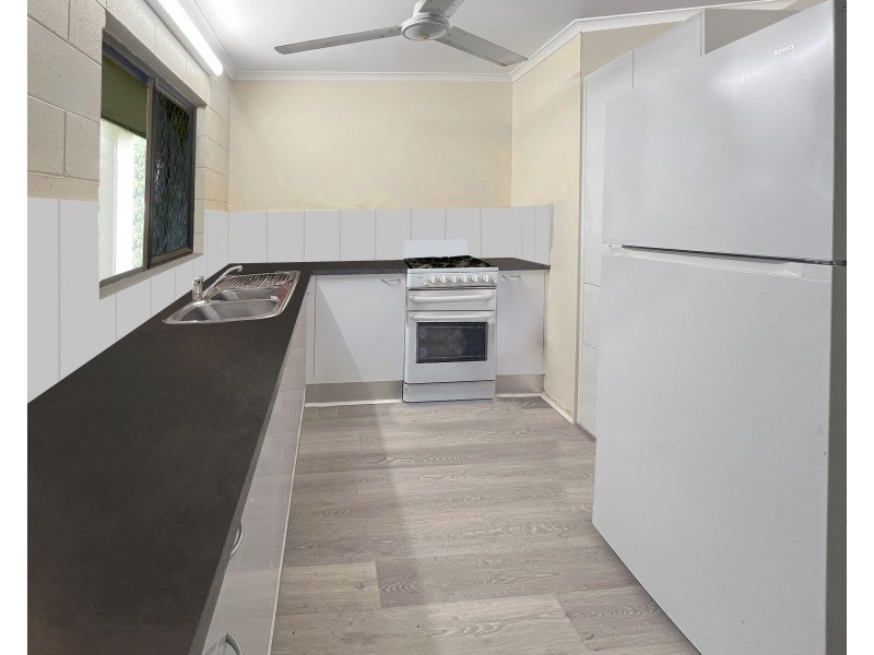 12 Ixora Court, Mooroobool QLD 4870