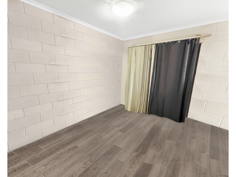 12 Ixora Court, Mooroobool QLD 4870