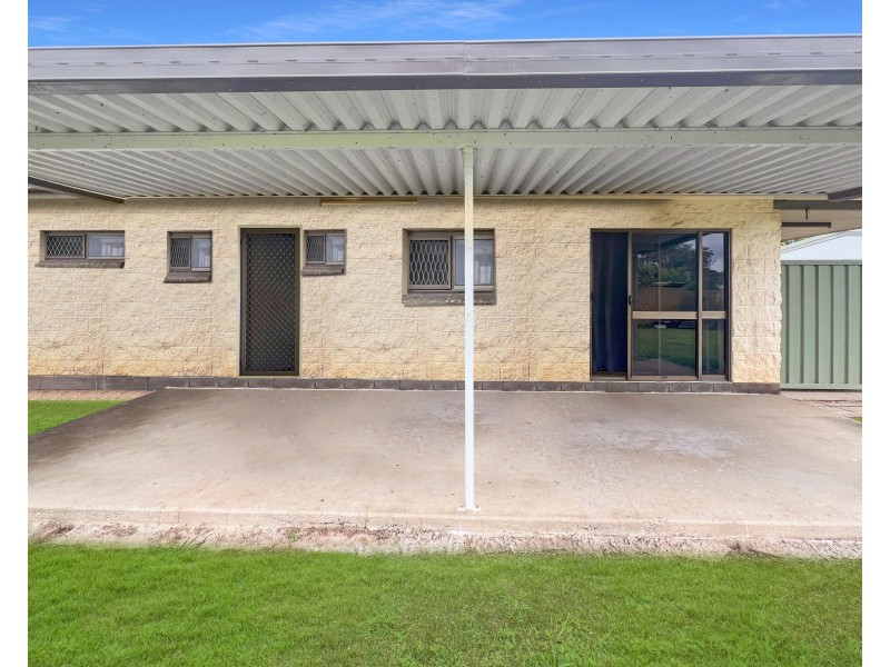 12 Ixora Court, Mooroobool QLD 4870