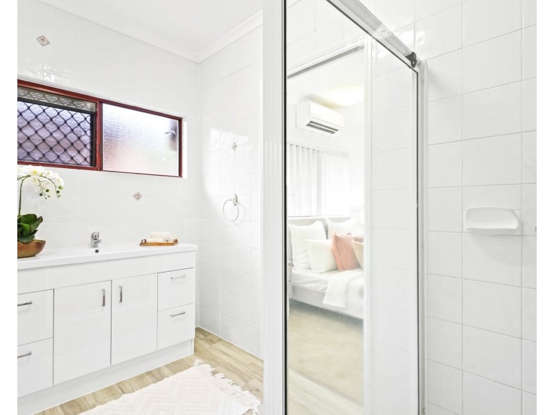 9 Greenford Close, Brinsmead QLD 4870