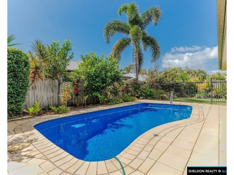 50 Norwood Crescent, Trinity Park QLD 4879