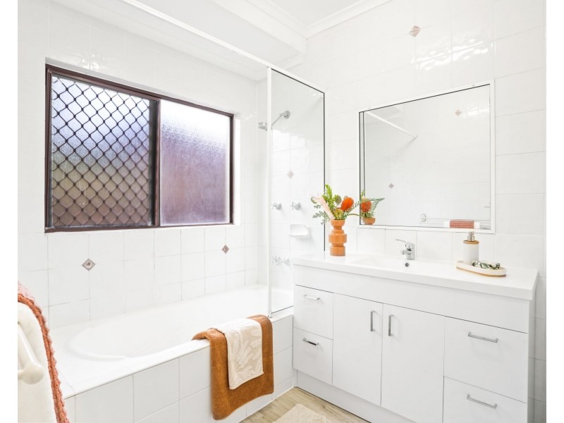 9 Greenford Close, Brinsmead QLD 4870