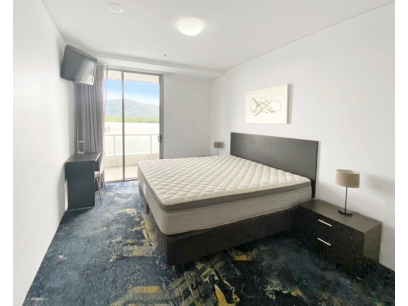 204-205/1 Marlin Parade, Cairns City QLD 4870