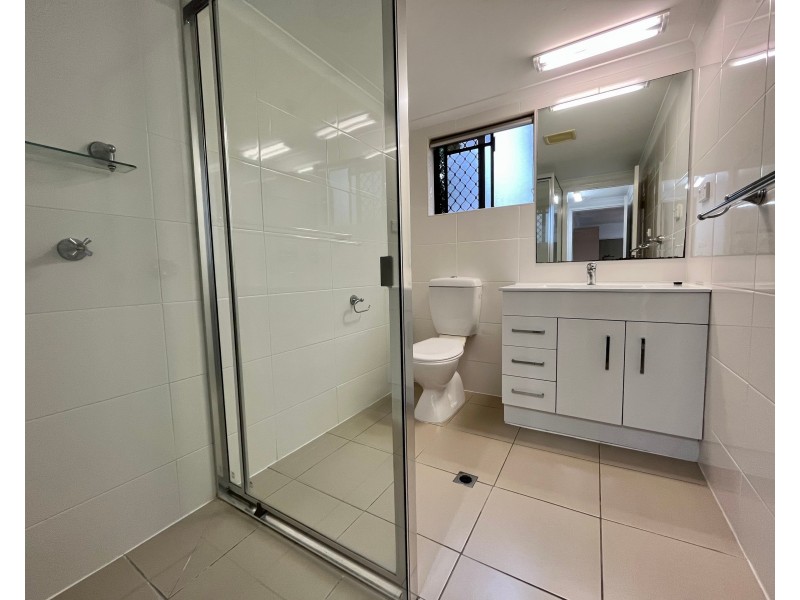 3/13 Armbrust Street, Manoora QLD 4870