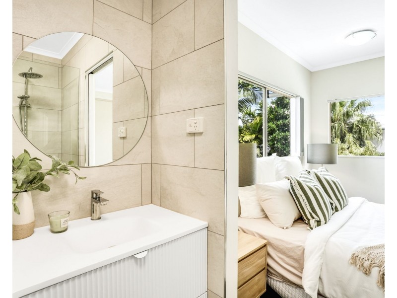 9/71-73 Cedar Road, Palm Cove QLD 4879