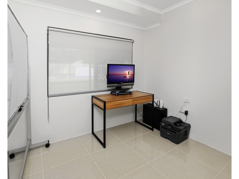 86 Golden Grove Drive, Bentley Park QLD 4869